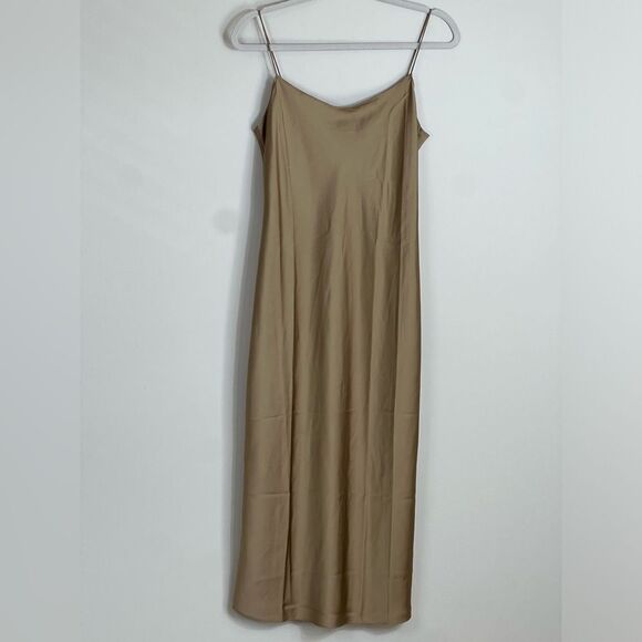 J. Crew Gwyneth slip dress in luster charmeuse satin in Size 2 - Picture 3 of 15